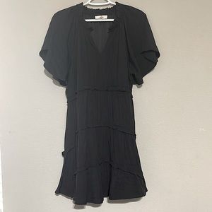Entro Black Mini Dress with Chic Design